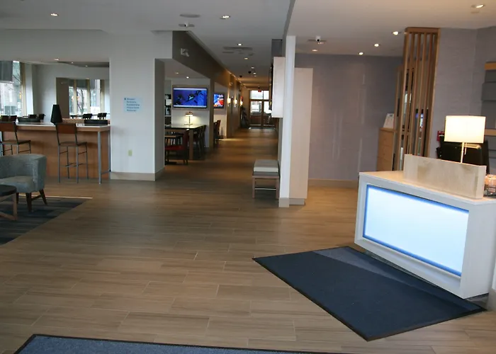 Holiday Inn Express & Suites Buffalo Downtown, Ny
